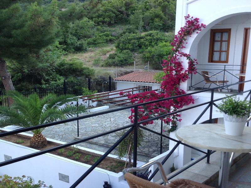 Travlos Studios Eleios-Pronnoi Exterior foto