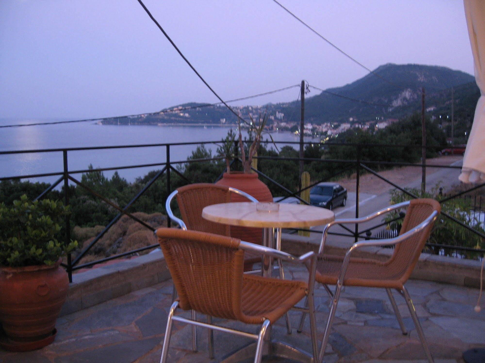 Travlos Studios Eleios-Pronnoi Exterior foto